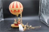 Dolly Toy Co. Hot Air Balloon Lamp