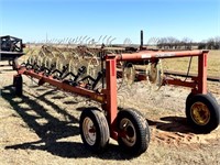 H&S High-Capacity 14-Wheel Rake