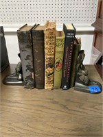 Bookends with old books