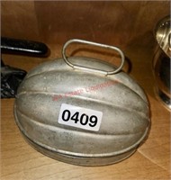 Vintage Melon Mold Tin (back room)