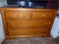 4 Drawer Compact Wood Dresser