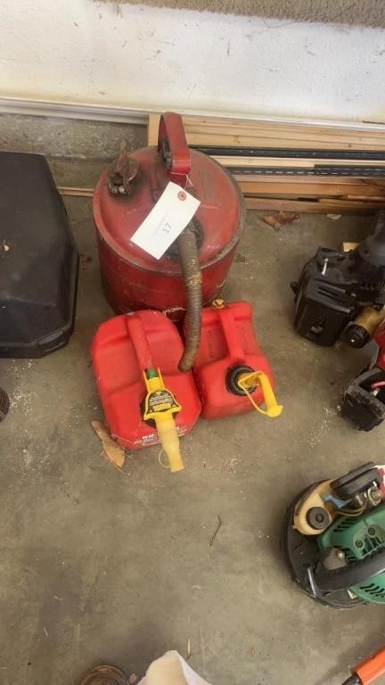 3 gas cans