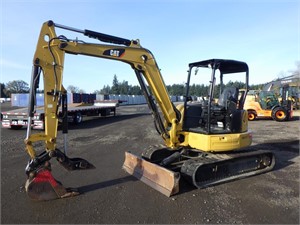 2017 Caterpillar 305.5E2 CR Hydraulic Excavator
