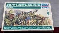 ERTL Modern Russia Paratroopers Figurines