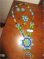 Lot - Necklace, earrings, bracelet