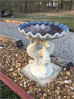 Seahorse pedastal bird bath