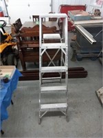 Aluminum Ladder 5'