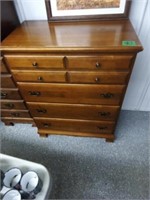 Chest Of Drawers 32'' W x 18'' D x 41'' T