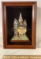 DAVID WINTER COTTAGES COLLECTIBLE IN SHADOW BOX