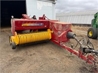 2015 New Holland Square Baler BC 5070