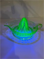 Uranium Vaseline Glass Juicer Glows!