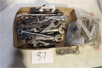 VTG AND NEW TOOL LOT