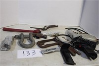 MISC LOT, SHACKLES, ETC