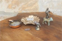(6) BRONZE AND BRASS TONED SMALL DECORATIVE ITEMS