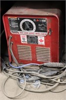 Lincoln AC225 Arc Welder, Cables - Working