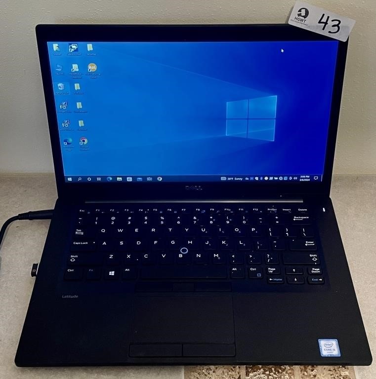 Dell 14" laptop computer with power cord