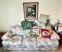 95" sofa, 3 wall art, throw pillows, afghans