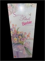 1996 Avon Spring Petals Barbie 16872