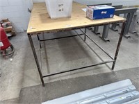 Timber Top Assembly Bench, 2.5m x 1.22m x 880mmH