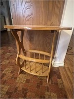 WOODEN END TABLE W/ MAGAZINE RACK 22" TALL