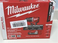 MILWAUKEE M18  DRILL/DRIVER KIT