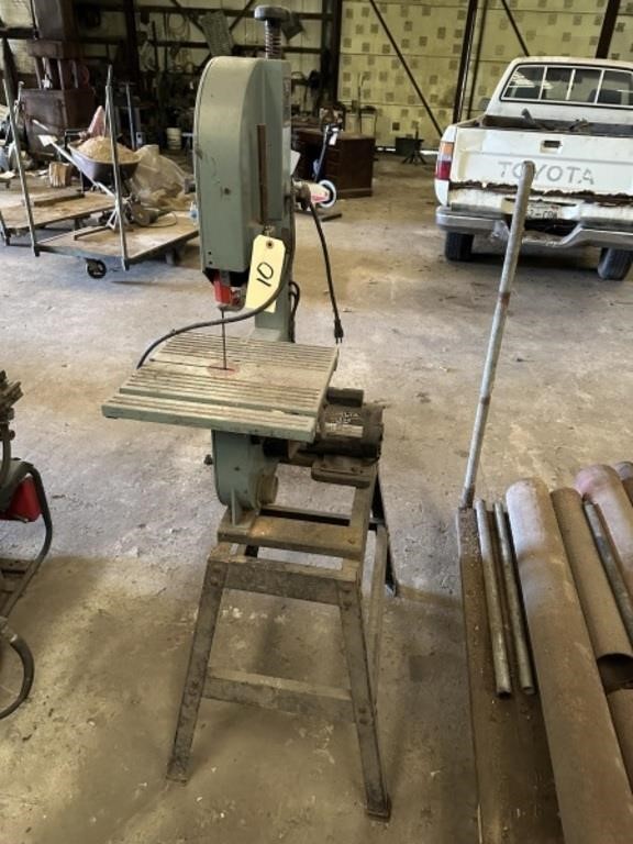 Delta Band Saw