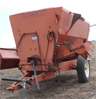 Oswalt Feed Wagon