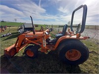 1998 Kubota B2150 HST 4x4 Tractor