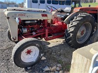 Ford 640 Farm Tractor