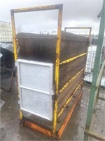 Wakefield Livestock scale,6'X2',weighs to 1600#