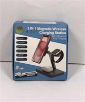 New 3-In-1 Magnetic Wireless Charging Station