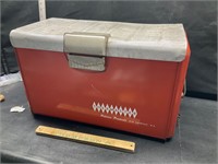 Vintage THERMASTER cooler