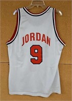 Sports - Champion 1992 Michael Jordan Jersey