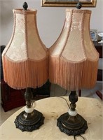 D - PAIR OF VINTAGE TABLE LAMPS (E15)