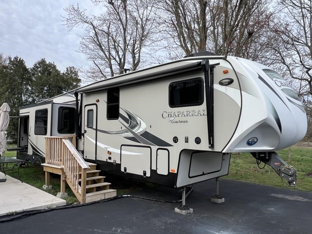 2018 37' Coachmen Chaparral 373MBRB 5th Wheel,