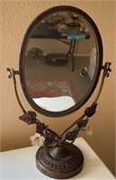 D - VINTAGE STAND MIRROR (A31)