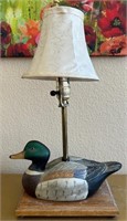 D - DUCK DECOY TABLE LAMP (B27)