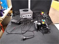 Nintendo Gamecube w/Controller