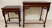 60 - LOT OF 2 NESTING TABLES