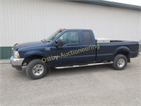 2004 Ford F-350XLT Super Duty club cab/long box