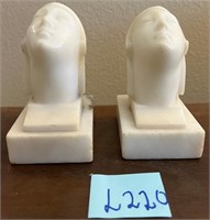 U - PAIR OF MARBLE BOOK ENDS (L220)