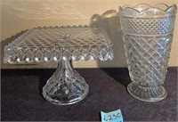 U - VINTAGE GLASS PEDESTAL DISH & VASE (L230)