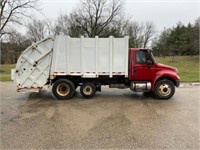 2002 IH 4300 Truck w/ Heil Garbage Bed, DT466 Eng.