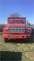 1981 Ford F600 Truck , 13’ Grain Bed w/ Hoist,