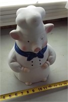 Piggy chef cookie jar