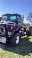 1989 Ford L8000, CAT 3208 Eng., 6 Speed Trans.,
