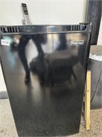 Magic Chef 4.4 Cu. Ft. Compact Refrigerator