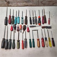 *Donated*Misc Lot: Quantity of Screwdrivers