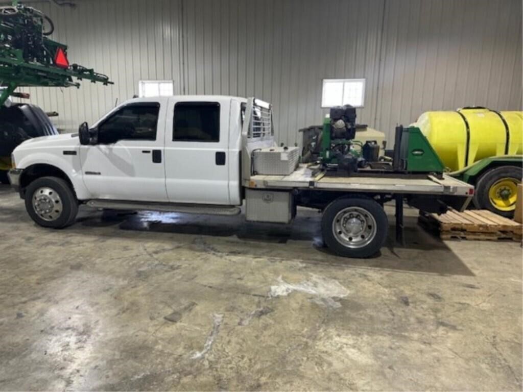 2004 Ford F-550 Super Duty Truck, 183,339 Miles,