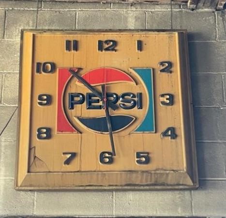 PEPSI Wall Clock